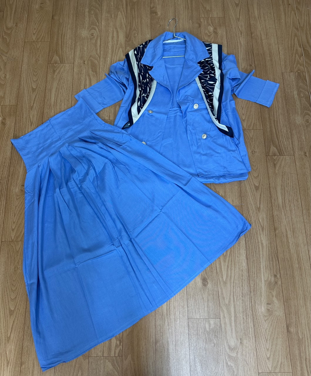 Ensemble 3 pièces jupe